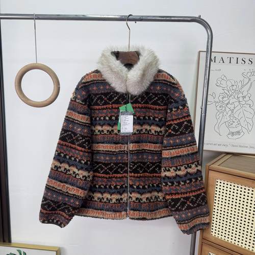 大厂订单！羊羔毛复古费尔岛可拆卸毛领加厚立领摇粒绒宽松外套 - 图1