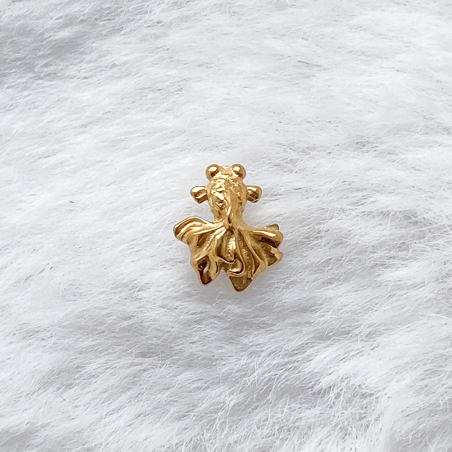 星钛 金鱼F136钛合金迷你可爱生动内螺旋穿刺耳饰耳钉耳骨钉 - 图1