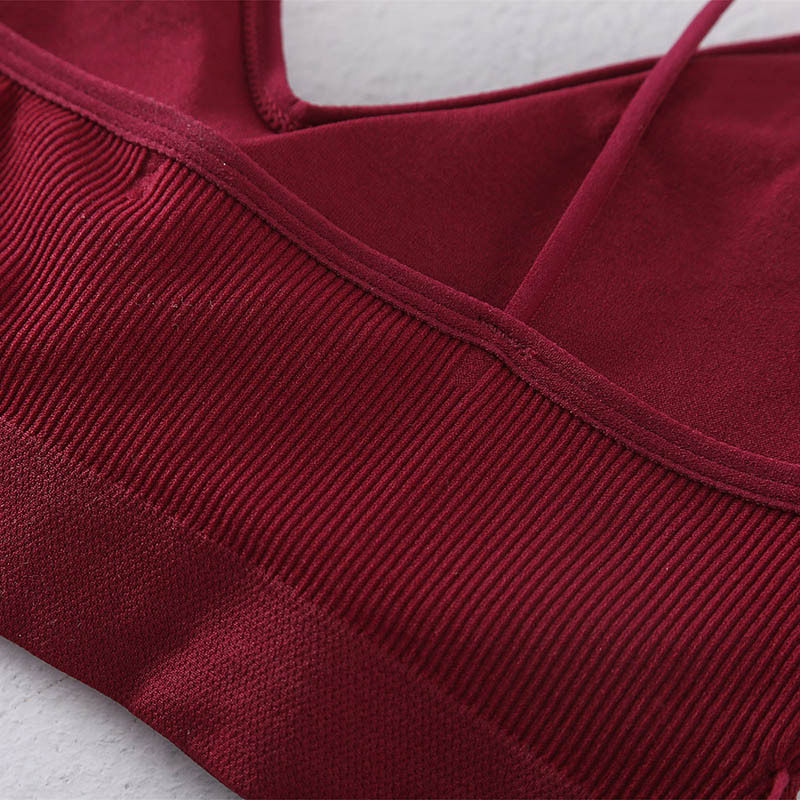 羽韵菲抹胸肩带打底防走光学生束胸 羽韵菲抹胸