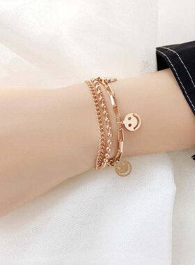 蹦迪手链ins小众设计闺蜜笑脸手饰品女个性气质网红嘻哈钛钢手镯