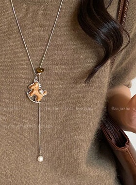 复古小马吊坠项链女2026新款秋冬