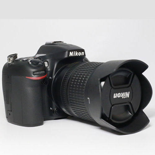 Nikon d7000 SLR camera for beginners to use at home