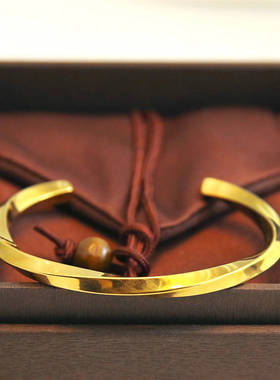 钛钢不褪色乌斯环金色亮面手镯