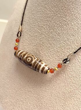 D512# 西藏老玛瑙三眼天珠吊坠锁骨链38*12mm 重量8.44克