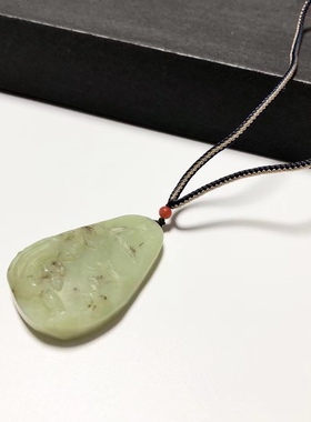 D1190# 天然和田玉黄口老料桂花糕山水吊坠47.3*30.5*12mm