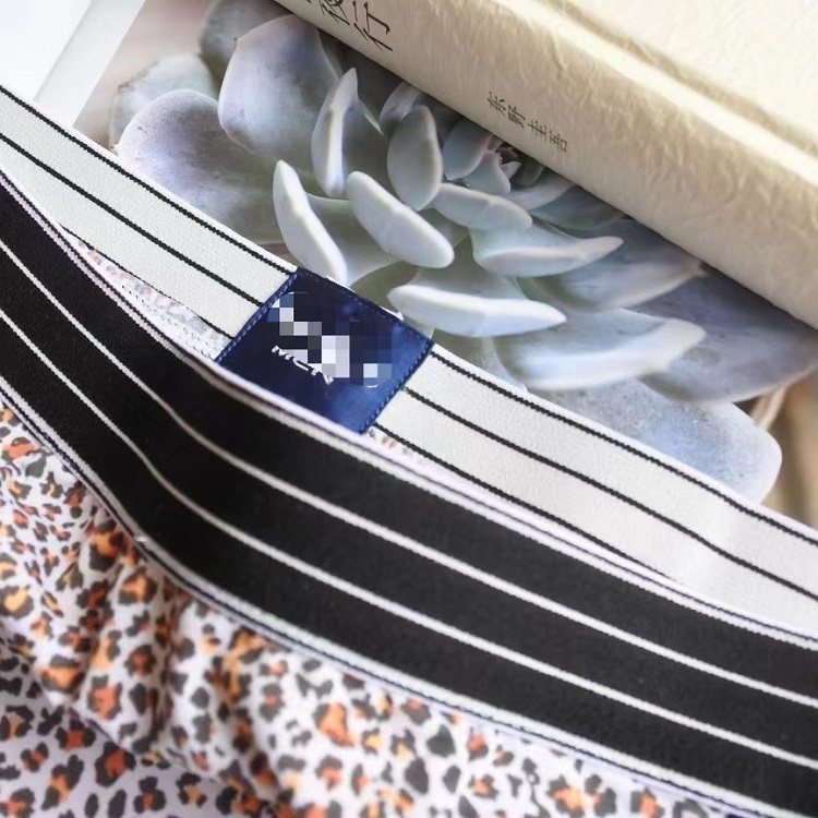 满59包邮出口韩单纯元奢华性感丝滑冰丝豹纹平角裤舒适绵软透气,淘宝优惠券,粉丝福利购,淘宝优惠卷