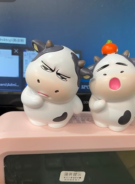 桌面新宠！谁能拒绝搞怪牛摆件呀
