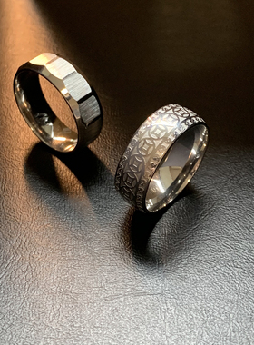 乾坤-国风外圆内方铜钱戒指亨通