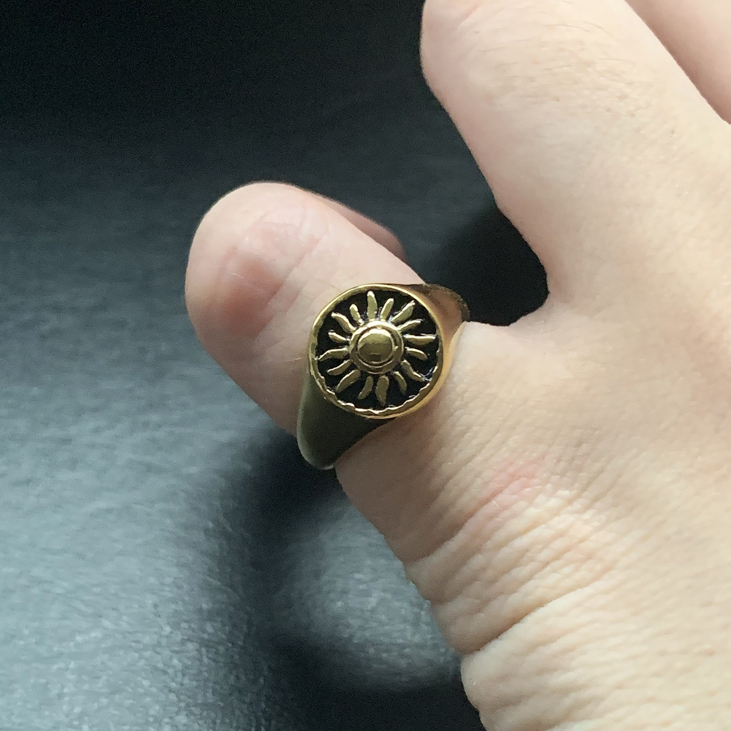 Sun-No. 4 little finger gold seal personalized tail ring