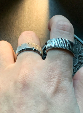 迷网-高级感钛钢食指戒指通勤风