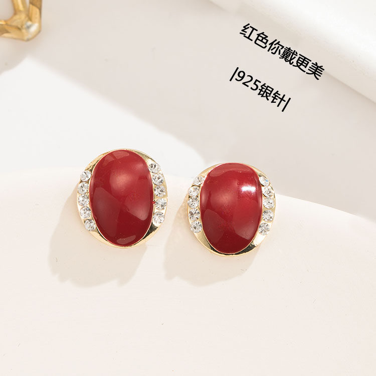 高级感耳环2024新款精致百搭个性月牙耳钉女韩国超仙红色纯银耳饰,淘宝优惠券,粉丝福利购,淘宝优惠卷