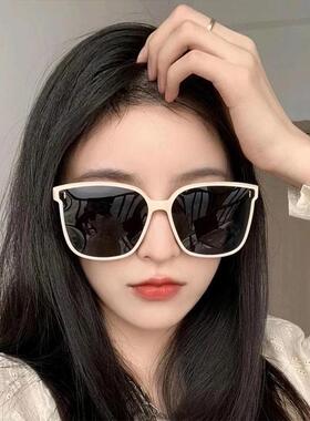 other其他方形男20新款奶白