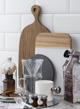 北欧轻奢样板间厨房桌面装饰菜