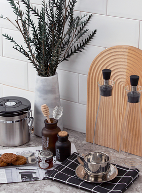 北欧样板间厨房台面软装饰品摆件