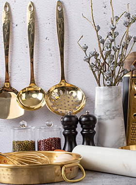 厨房样板间饰品菜板花瓶黄厨具