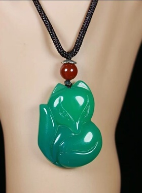 天然绿玛瑙狐狸吊坠冰透玛瑙小灵狐吊坠招财转运项链