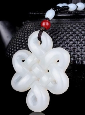 白色玉石中国结吊坠男女款 白玉吉祥如意平安中国结玉佩项链