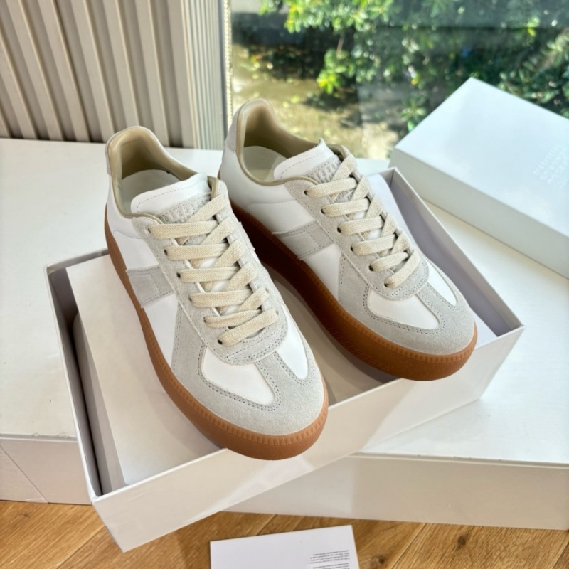 系带厚底德训鞋女2025新款阿甘鞋百搭小白鞋厚底增高休闲运动板鞋 - 图1