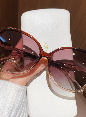 偏光防紫外线显脸小女款太阳镜