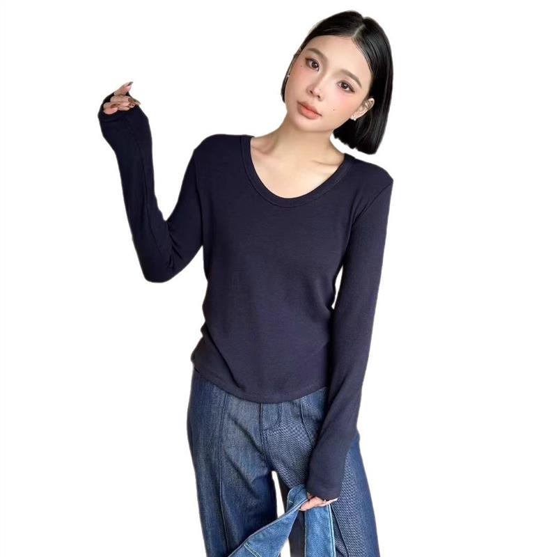 Autumn 2025, the velvet U-sleeved T-shirt girl with a thin, - 图2