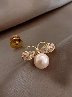 Cute Rhinestone Bee Brooch Women Party Accessories Insect