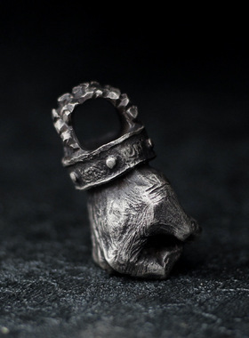 Vintage Gothic Pendants Fist Cross Necklace Cool Street