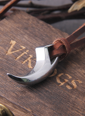 Never Fade Wolf Fang Tooth Spike Pendant Necklace Men Women