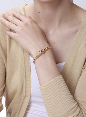 Candid Style Knot Cuff Bangle for Women,Gold Color