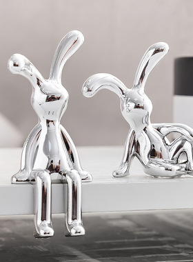 北欧现代电镀长耳兔摆件高级感轻奢车载客厅潮玩装饰家居软装摆件