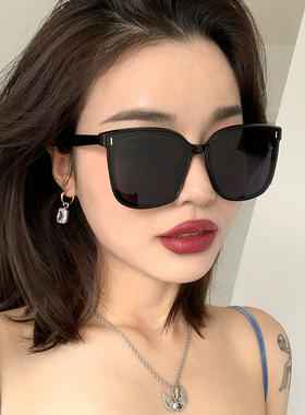 2021年新款墨镜女ins高级显瘦