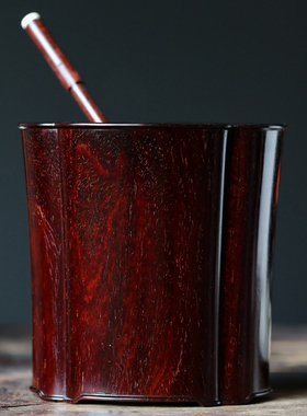 康御红印度小叶紫檀木笔筒