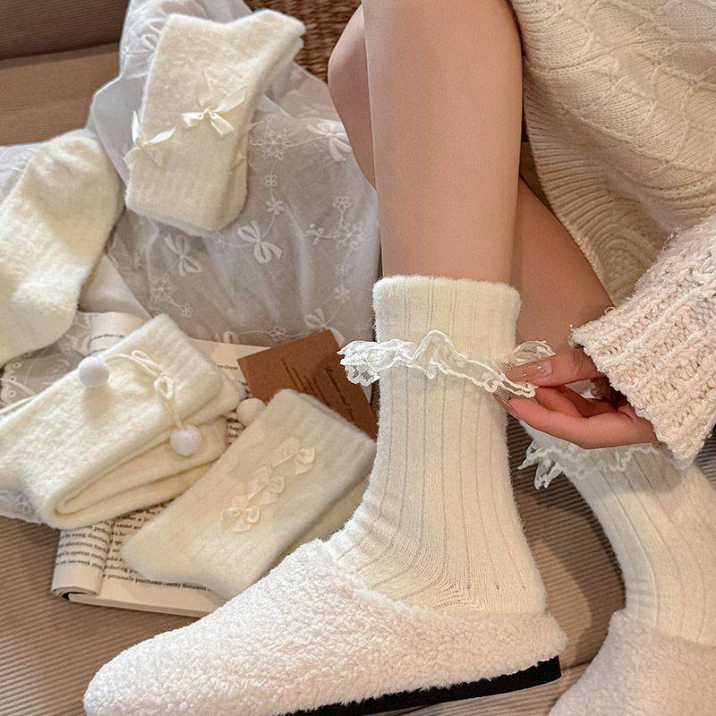 澳绒白色少女长袜秋冬季保暖毛球日系lolita堆堆袜可爱中筒女袜子,淘宝优惠券,粉丝福利购,淘宝优惠卷
