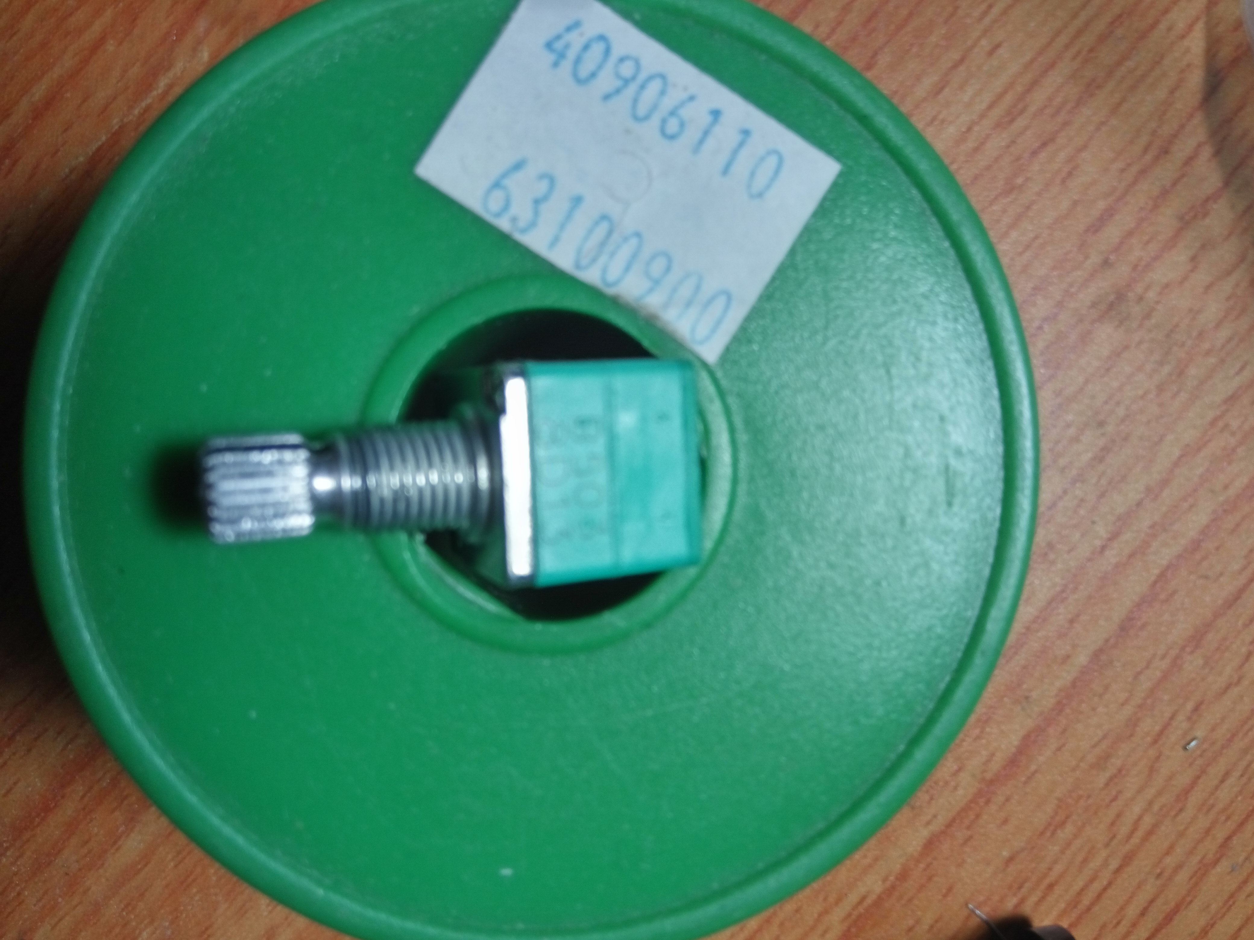 独家惠威M200MKII原装CTR12型B10K20K B50KB100K双联音量电位器_虎窝淘