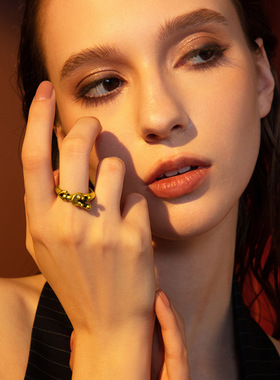 2025独白北纬三十度龙年生肖铜镀古金戒指男款百搭开口可调节戒指