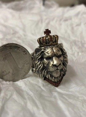 钻狮子座戒指霸气皇冠