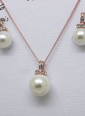 威妮华精致百搭高档耳环套珍珠