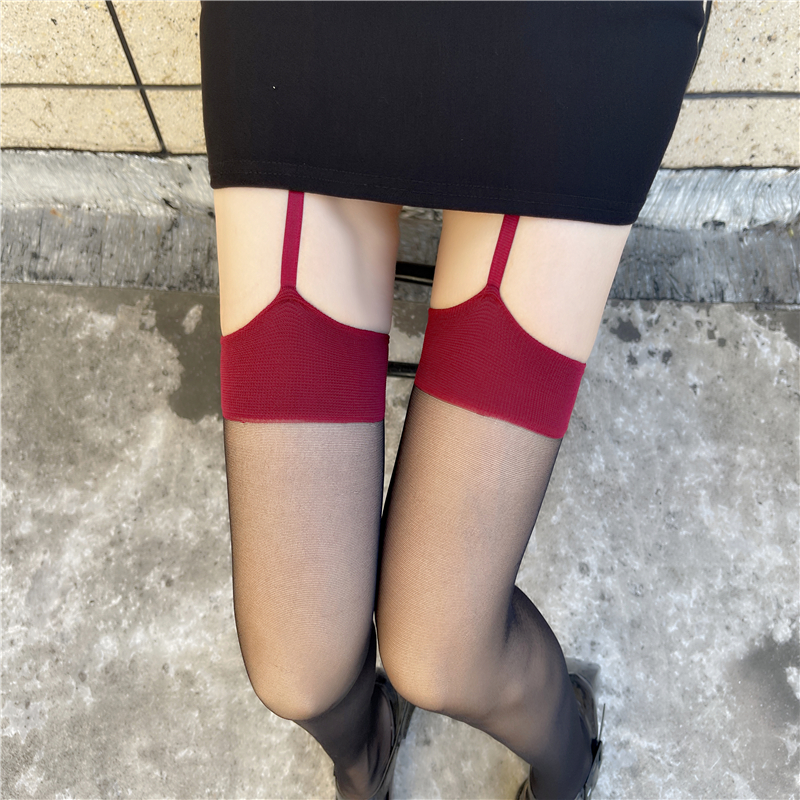 性感吊带一体袜纯欲红色丝袜撞色红边黑丝情趣诱惑过膝长筒大腿袜 - 图0