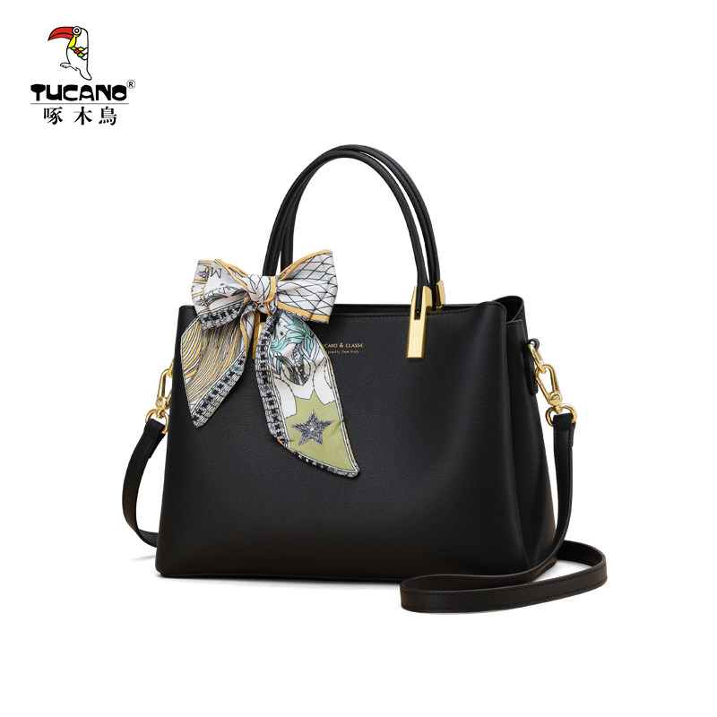 啄木鸟2021新款大容量单肩斜挎包 彦阁服饰女士包袋