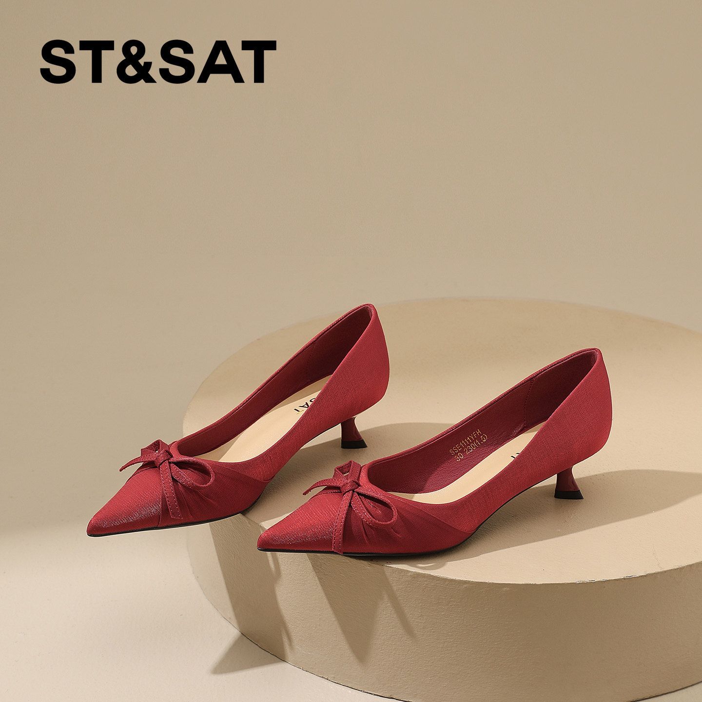 星期六气质蝴蝶结婚鞋晚宴鞋女2026年春季新款尖头细跟猫跟高跟鞋