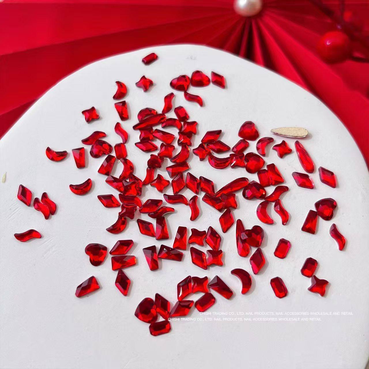 大红色异形平底钻新娘新年美甲爆款DIY水晶玻璃钻小饰品爆闪,淘宝优惠券,粉丝福利购,淘宝优惠卷