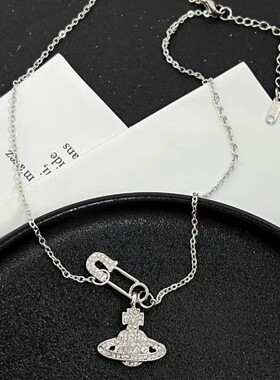 别针土星项链女ins潮酷辣妹锁骨链学生轻奢小众设计高级生日礼物