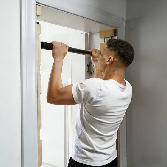 Solid wood door frame fitness rack without drilling pull-ups