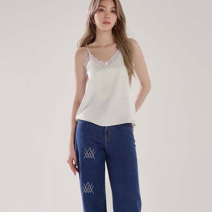 【泰国代购】设计师品牌 Wacay Orm同款蕾丝吊带上衣牛仔裤长裤 - 图0