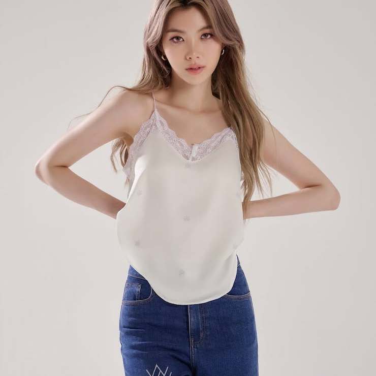 【泰国代购】设计师品牌 Wacay Orm同款蕾丝吊带上衣牛仔裤长裤 - 图1