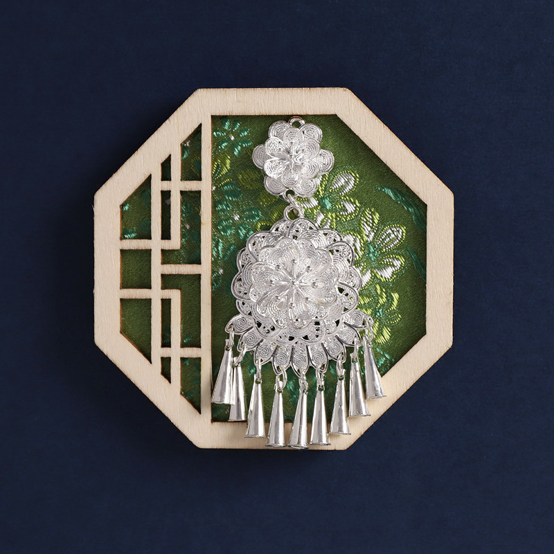 手工中式宋锦苗银冰箱贴云南贵州苗族特色孔雀民族风傣绣文创礼品,淘宝优惠券,粉丝福利购,淘宝优惠卷