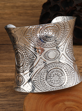 民族风宽版凹面手镯复古手环女