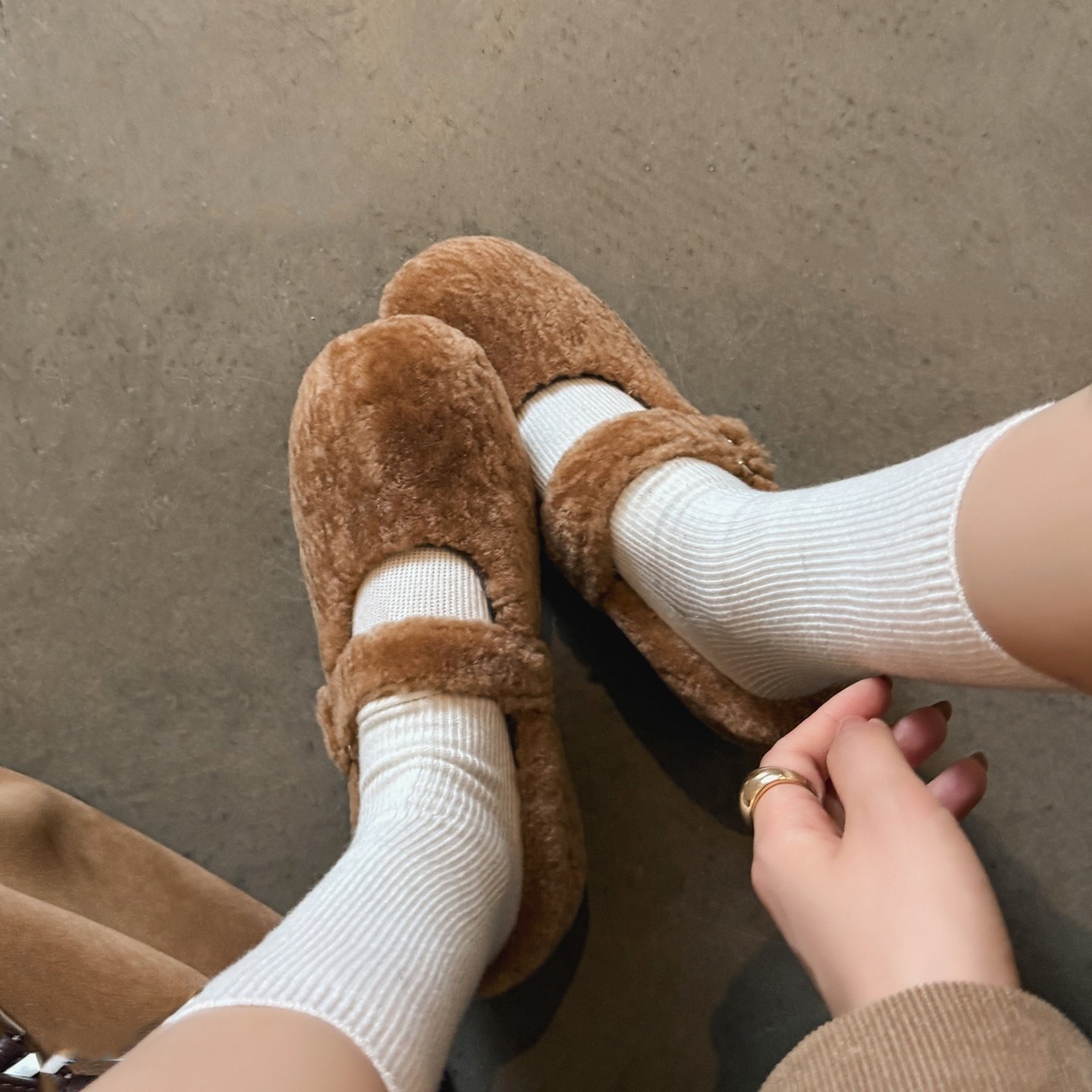 羊皮毛一体~平底玛丽珍毛毛鞋女圆头一字扣带羊羔毛保暖秋冬单鞋,淘宝优惠券,粉丝福利购,淘宝优惠卷