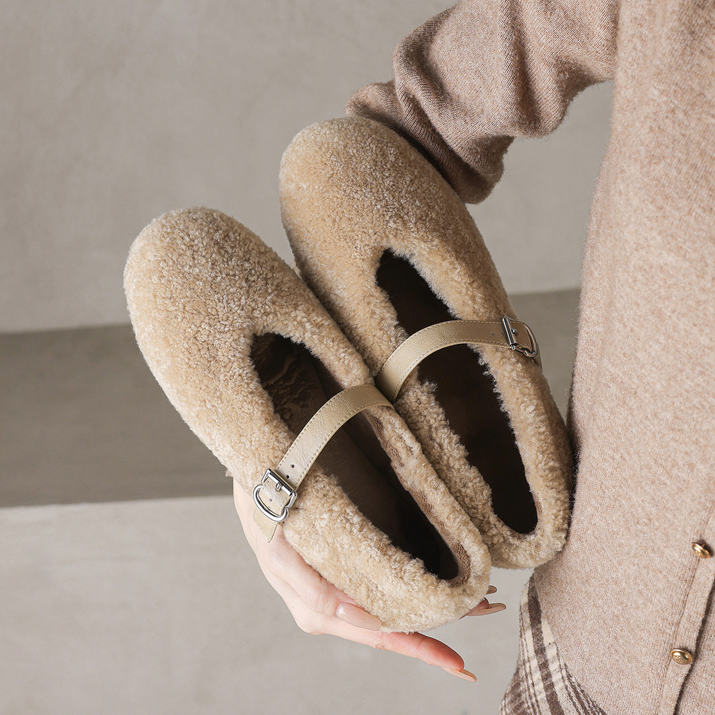 羊皮毛一体~2025超好看加绒保暖羊羔毛玛丽珍毛毛鞋女平底芭蕾鞋