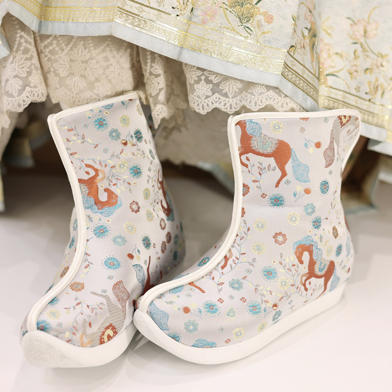 江南朱记汉服靴子棉靴【马到成功】布靴古风布鞋兔兔汉服鞋,淘宝优惠券,粉丝福利购,淘宝优惠卷