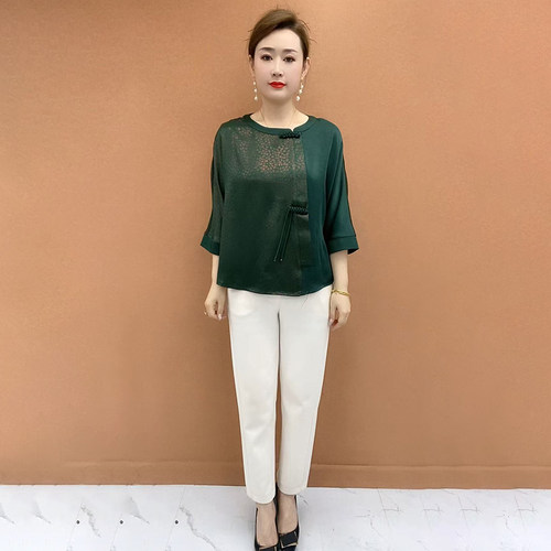 新中式小个子妈妈装洋气撞色大码真丝衬衫遮肉显瘦气质短款上衣女 - 图3